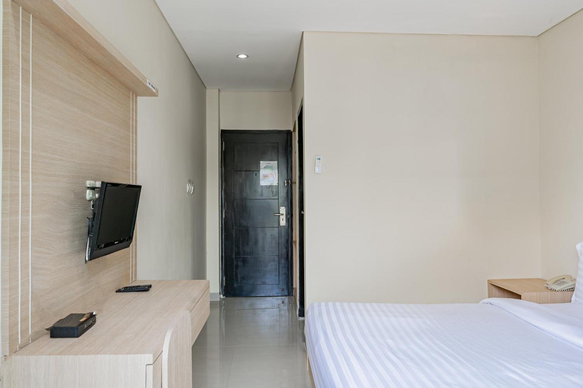 Collection O Kuta Near Airport Ngurah Rai Hotel ภายนอก รูปภาพ
